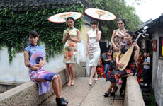 Qipao Models Pose Around Suzhou Old Town